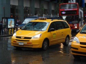 taxi-minivan